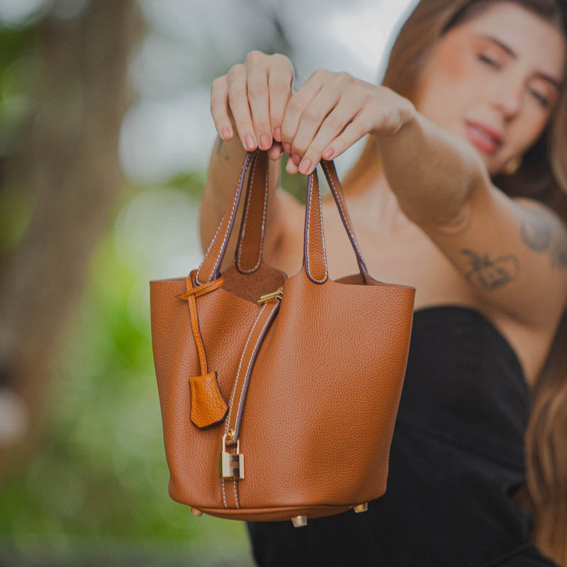 Bolsa de Mão Verona di Luce - Feita para mulheres de presença